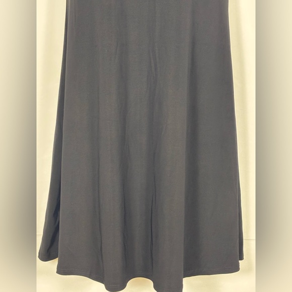 NWT Nicole Miller Black Ruffle Shift Dress- M - Picture 10 of 14